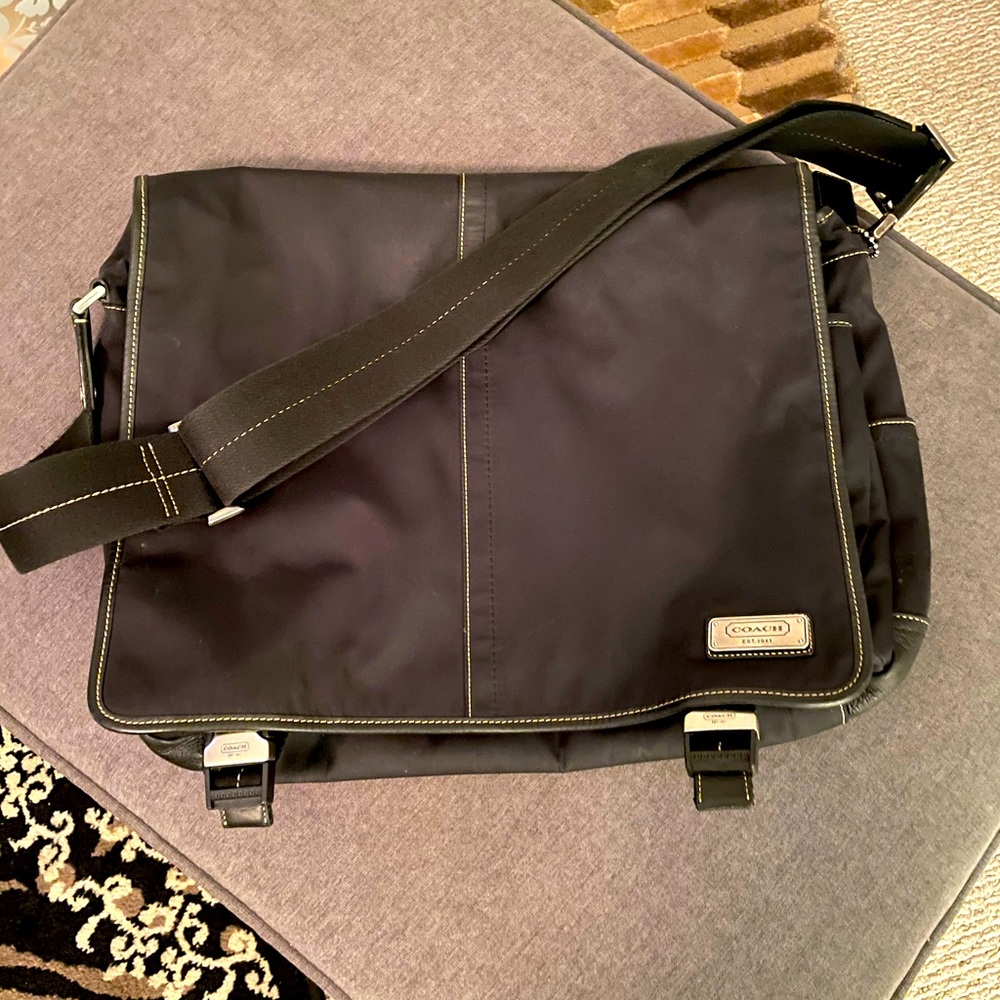 Coach messenger bag L